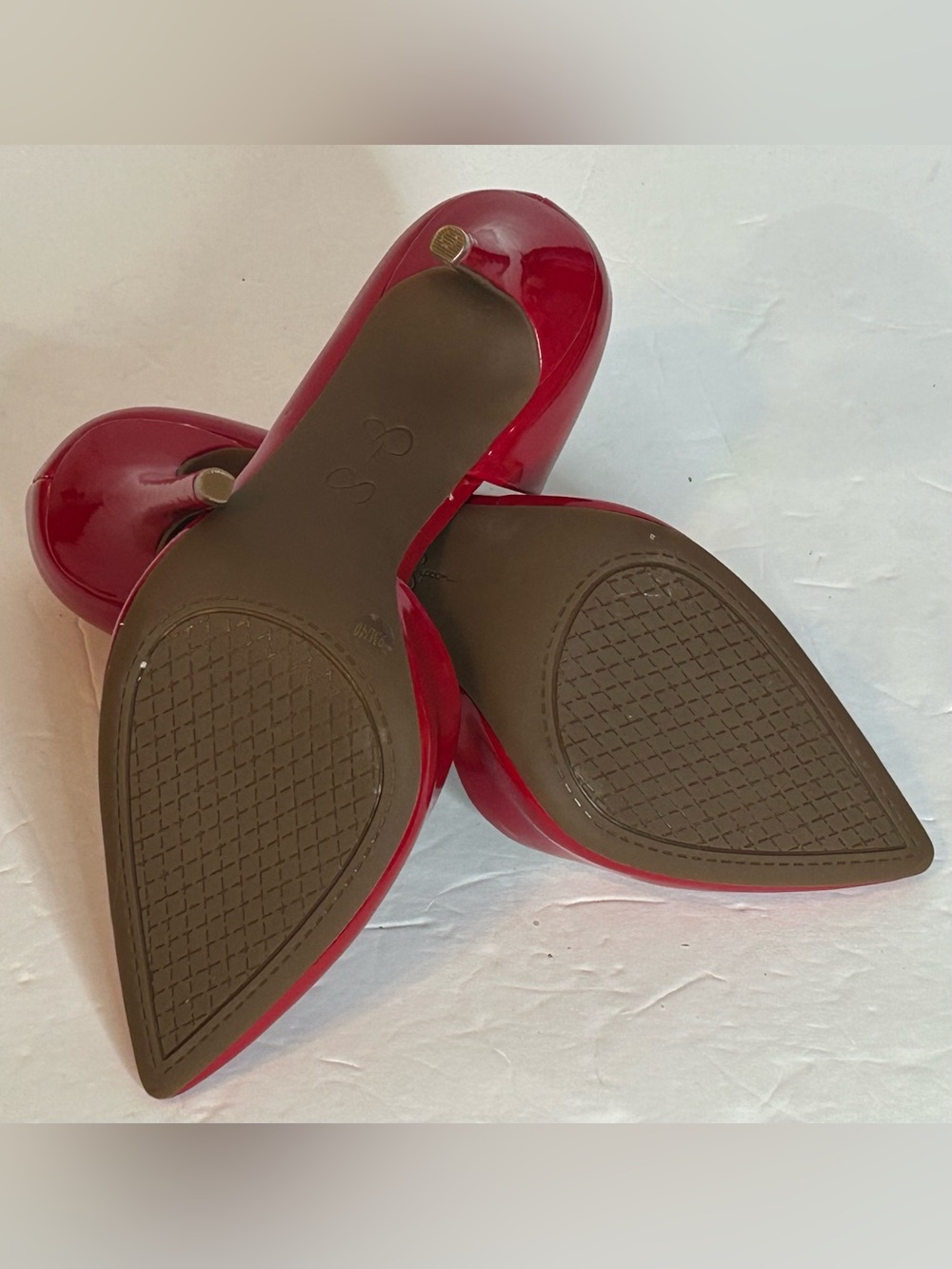 Jessica Simpson Red Patent Pointed-Toe Pumps Heels - Picture 5 of 7